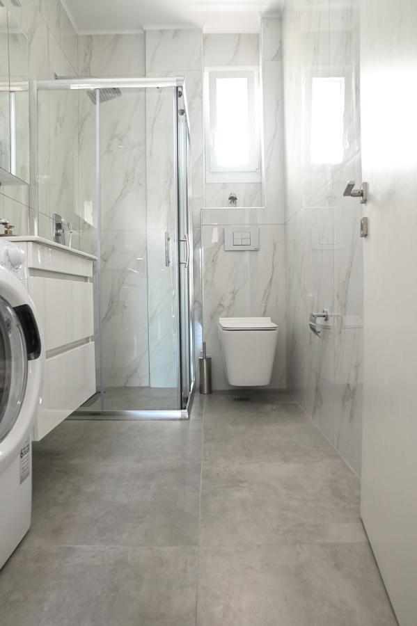 Faidra Apartments Néa Péramos المظهر الخارجي الصورة