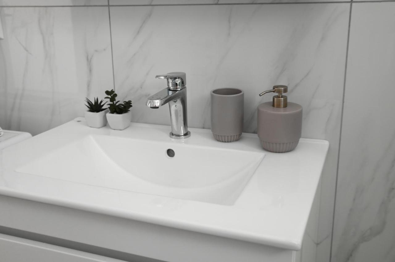 Faidra Apartments Néa Péramos المظهر الخارجي الصورة
