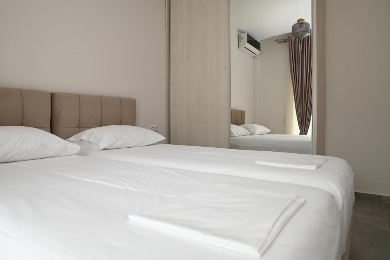 Faidra Apartments Néa Péramos المظهر الخارجي الصورة