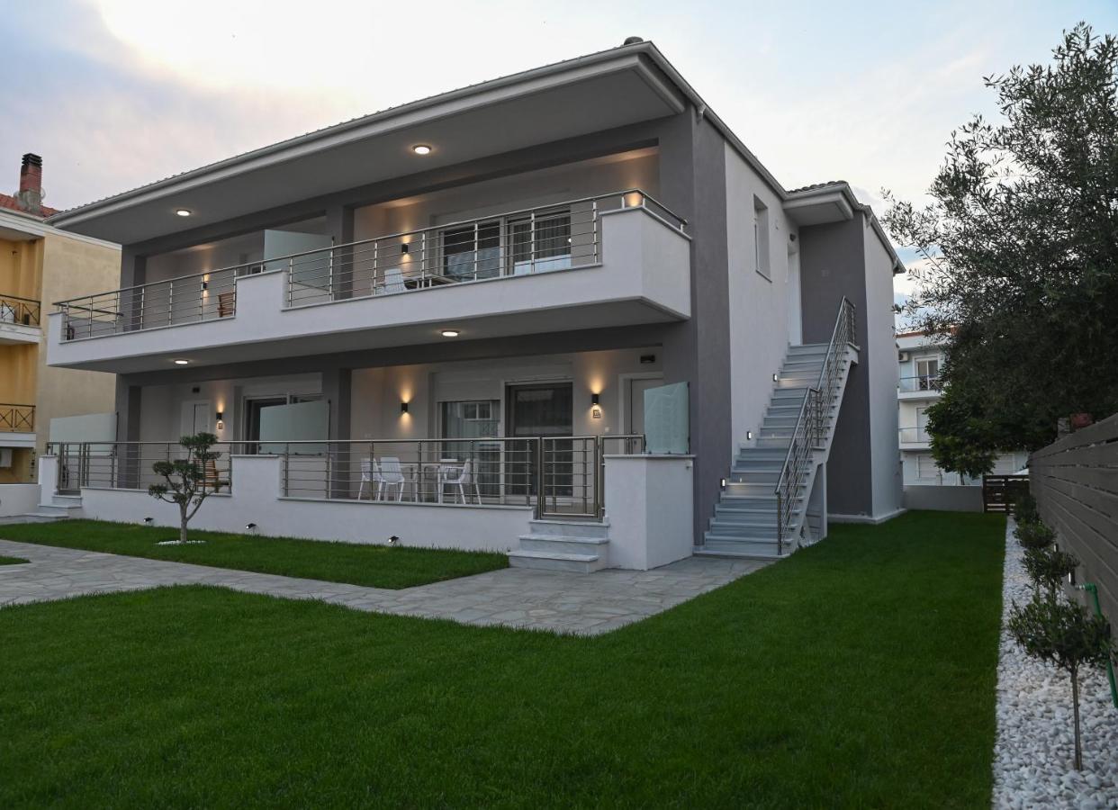 Faidra Apartments Néa Péramos المظهر الخارجي الصورة