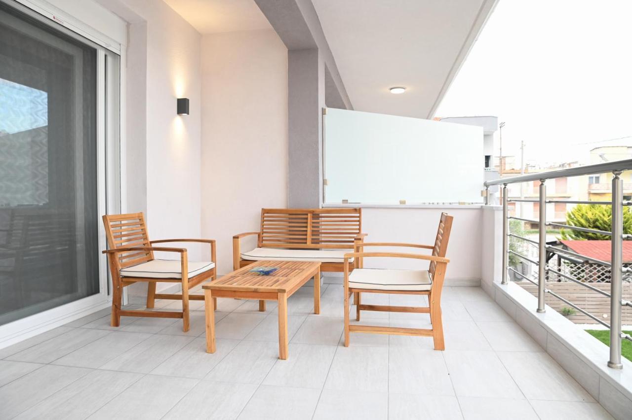 Faidra Apartments Néa Péramos المظهر الخارجي الصورة