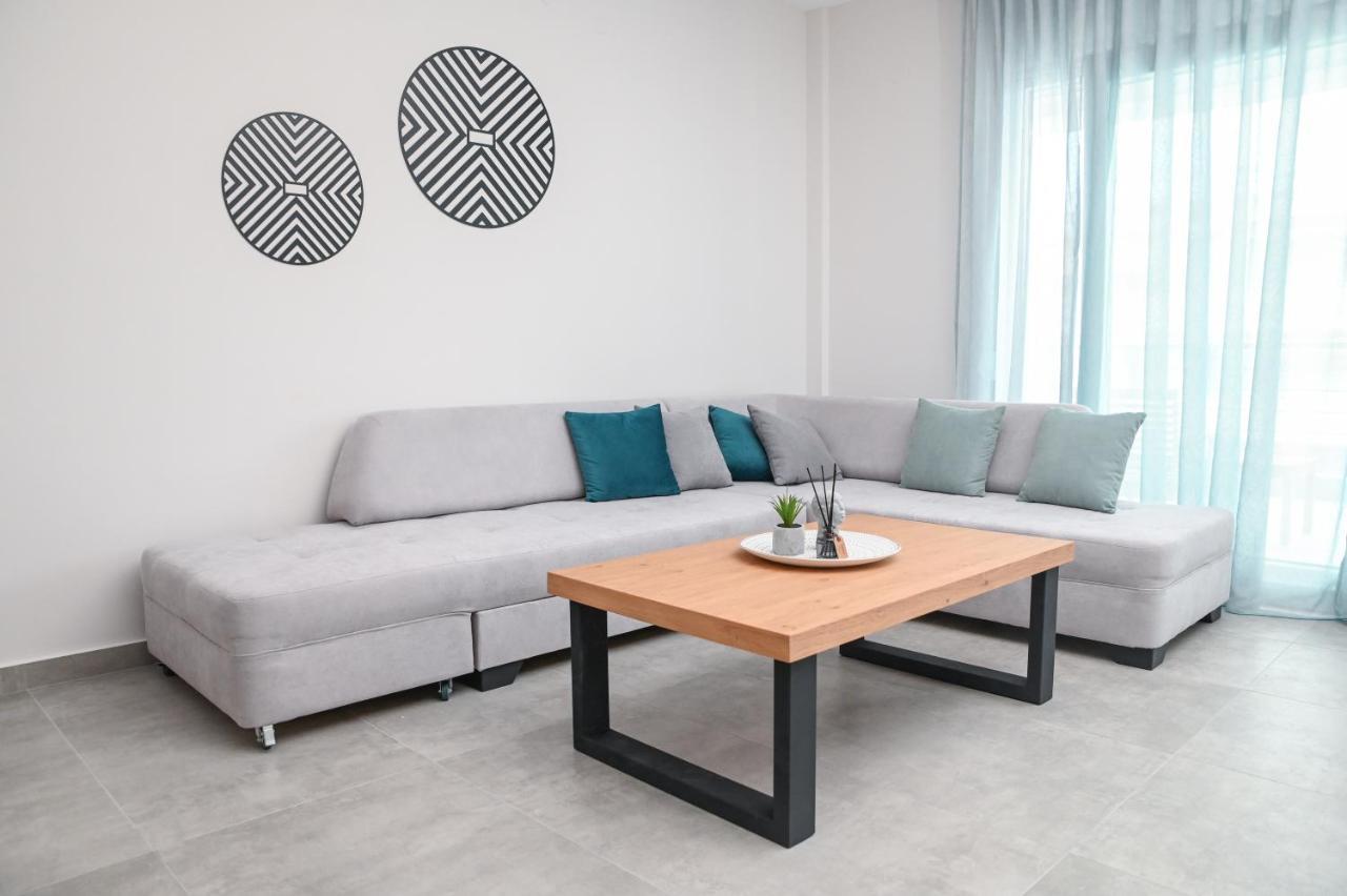 Faidra Apartments Néa Péramos المظهر الخارجي الصورة